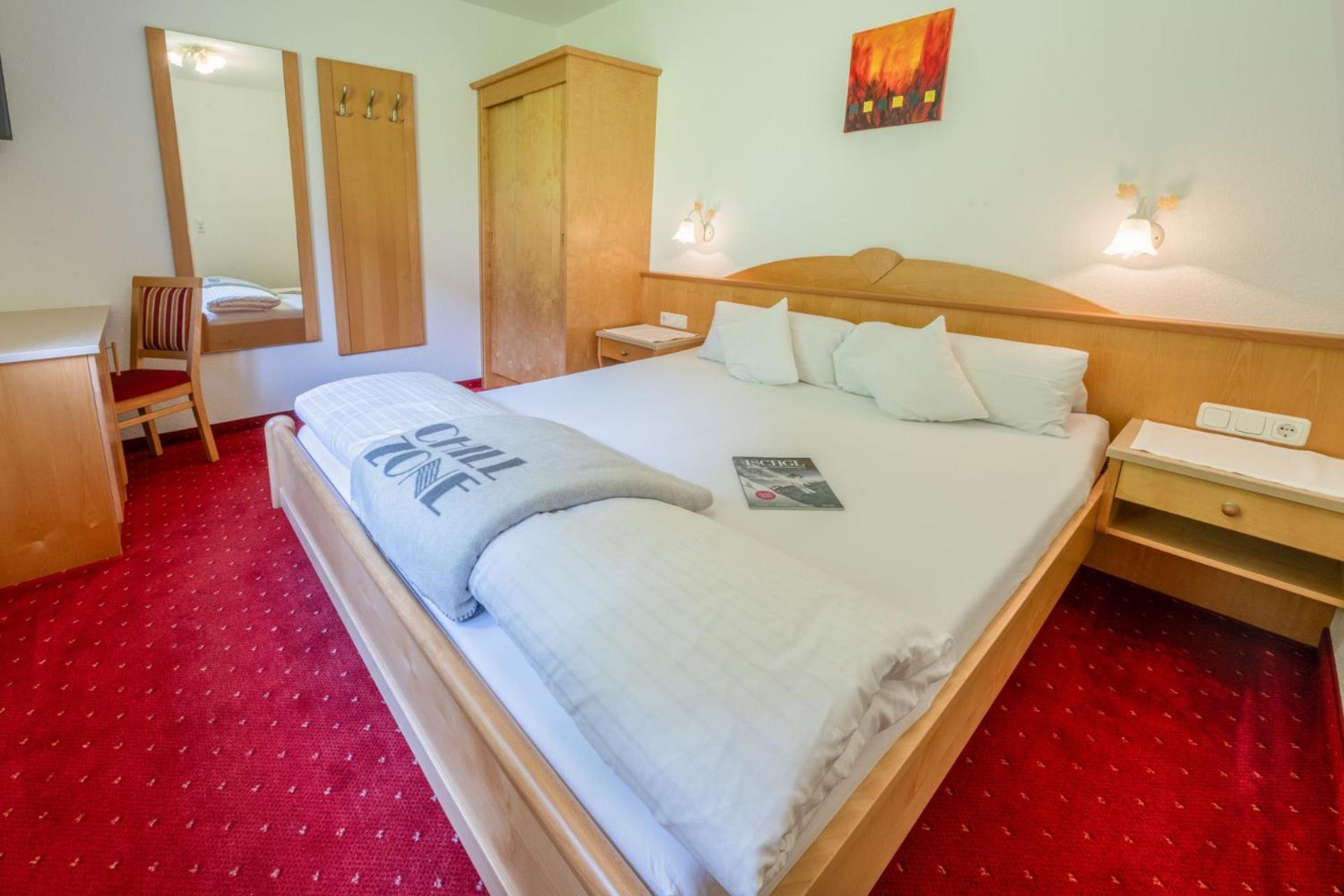 Haus Waldhof Hotel อิสชเกิล ภายนอก รูปภาพ