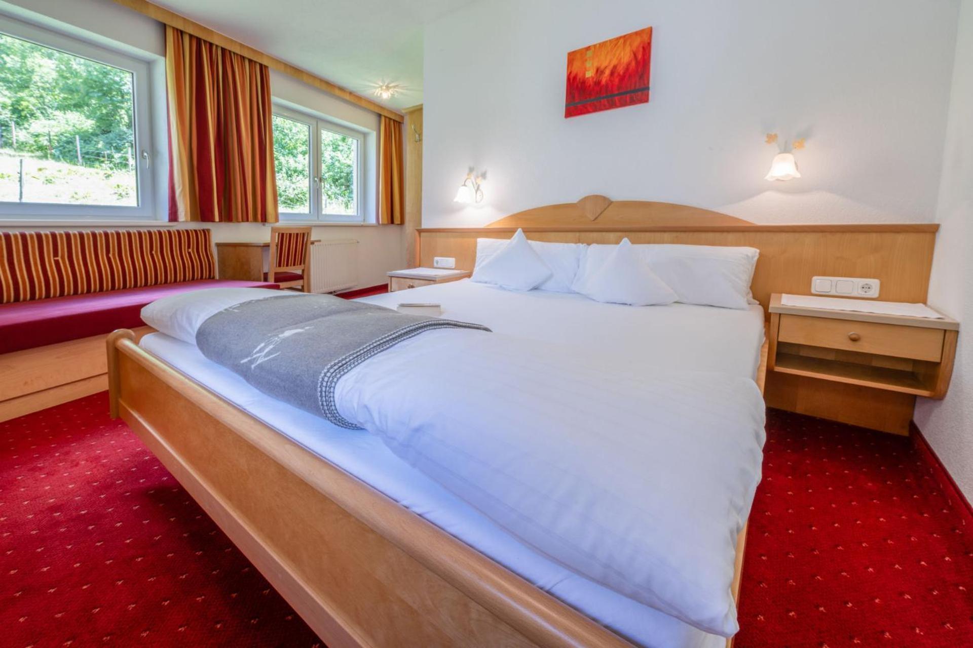 Haus Waldhof Hotel อิสชเกิล ภายนอก รูปภาพ