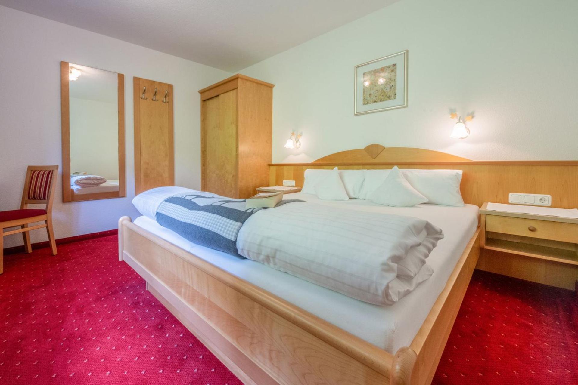 Haus Waldhof Hotel อิสชเกิล ภายนอก รูปภาพ